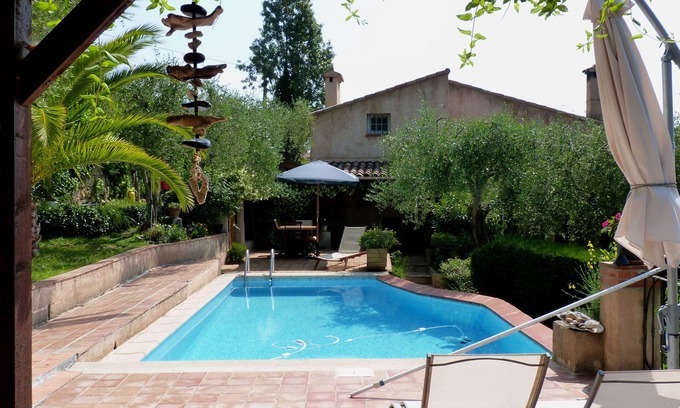 Cabris Villa | Relaxing Villa with Pool & Garden - Guest Rated 9.8