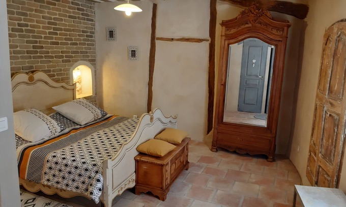 Montmeyan House | Charming Village House with Pool and Lake View Getaway