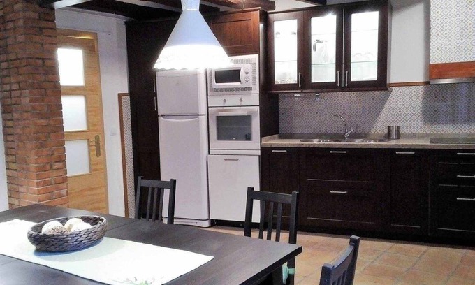 Arbos House | Exquisite Village House with Spa & Family-Friendly Amenities