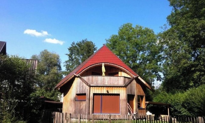 Dietwiller House | Idyllic Wooden Retreat Surrounded by Nature's Splendor