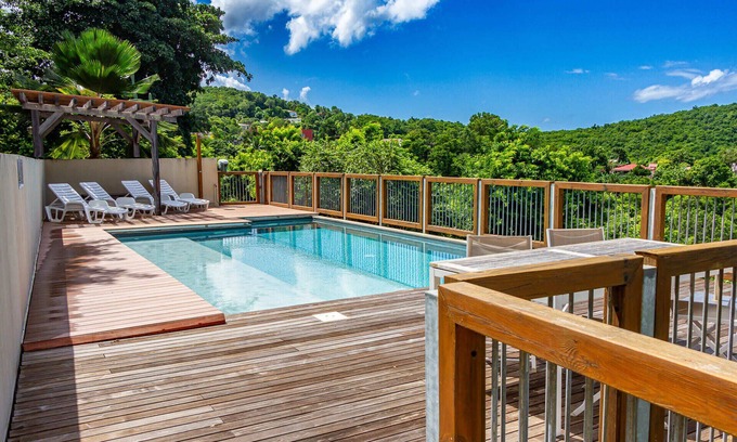Bouillante Cottage | Chat Bleu - One Bedroom Cottage, Sleeps 2