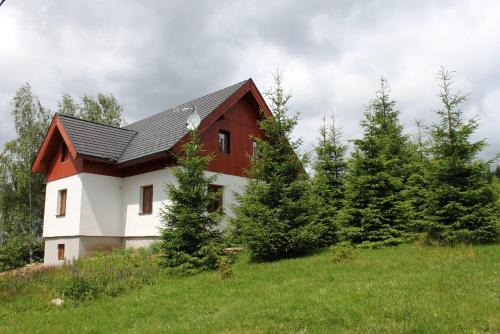Bedrichov House | Discover Family-Friendly Comfort at Chata Béďa
