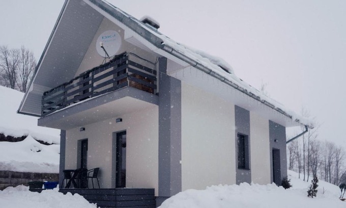 Jezersko Apartment | Discover Chata Dalma: Guest Rated 9.8, Family-Friendly Stay