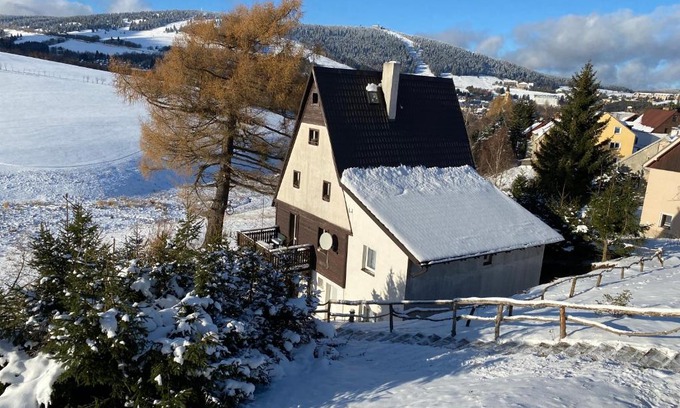 Loucna Pod Klinovcem Ski Chalet | Pet-Friendly Retreat at Chata Helena - Rated 9.3/10!