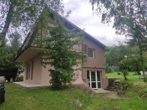 Kaluza House | Pet-Friendly Retreat at Chata na šírave for Families