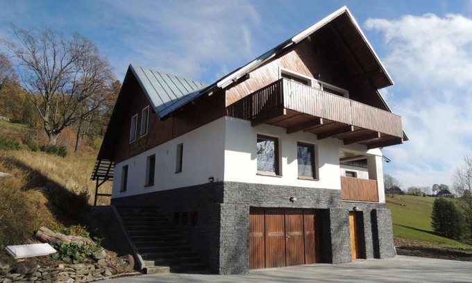 Strazne House | Experience Comfort at Chata Nový svět - 9/10 Guest Rated