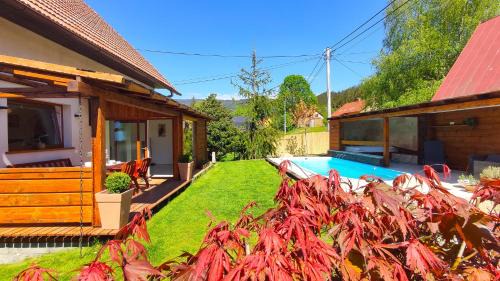Prostredni Becva Ski Chalet | Unforgettable Stay at Chata pod Pustevnami - 10/10 Rated!
