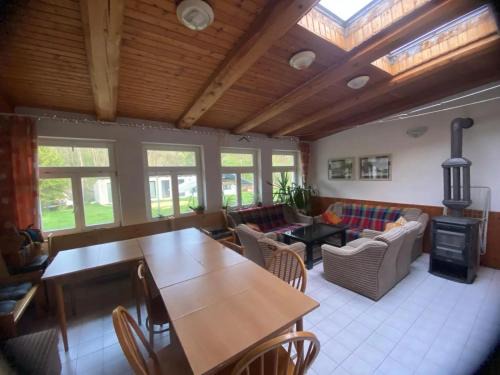 Mala Moravka Cabin | Discover Chata Sedmikráska: Family and Pet Friendly Retreat