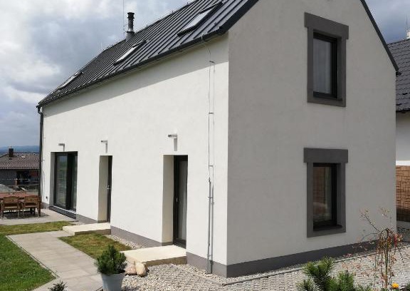 Velka Lomnica House | Child-Friendly Retreat at Chata Tatry Resort - Rated 9.8