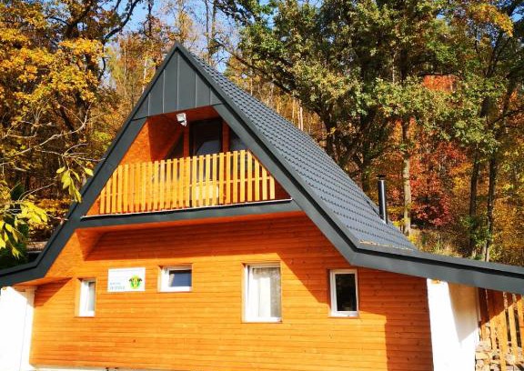 Bila Lhota House | Family-Friendly Retreat at Chata u jeskyně Mladeč