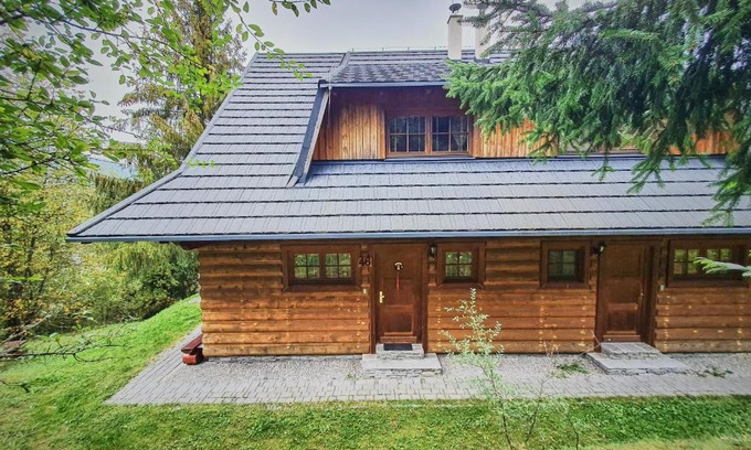 Terchova House | Pet-Friendly Chata Vŕšky Terchová with Spa and Hot Tub
