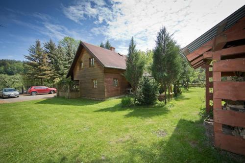 Ladek-Zdroj House | Cozy Chata za wsią: Pet-Friendly with Oceanfront Views