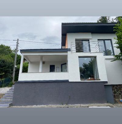Kaluza House | Family-Friendly Getaway at Chata Zemplínska Šírava