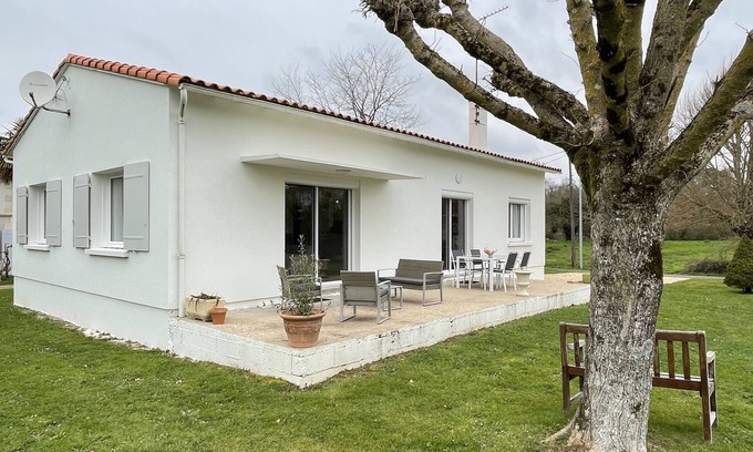 Virollet House | Chateau: Pet-Friendly Country House with Top Guest Ratings
