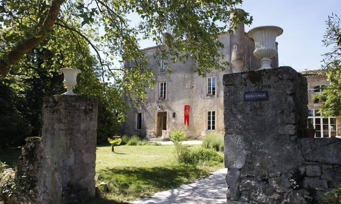 Pech-Luna Bed & Breakfast | Discover Chateau de Fajac la Selve: Rated 9.4/10 Stay