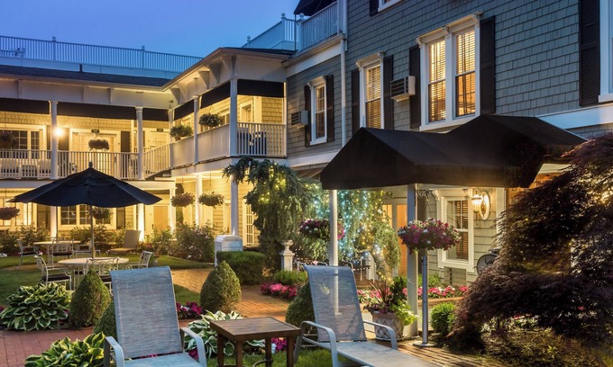 Spring Lake Hotel | Enchanting Chateau Inn and Suites with Oceanfront Amenities