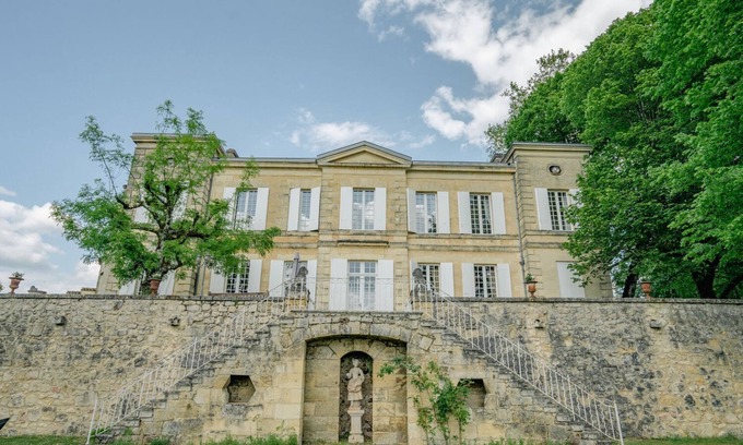 Haux House | Discover Chateau Lamothe: French Castle by a Beautiful Vineyard