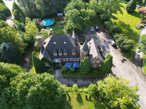 Chicoutimi House | Experience Chateau Murdock: Oceanfront Serenity Awaits