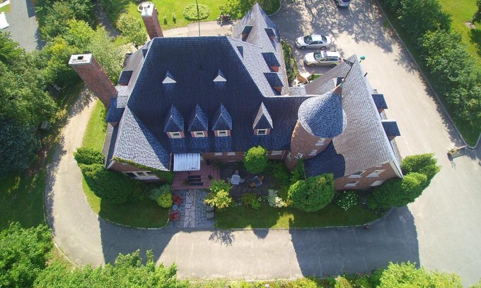 Chicoutimi House | Experience Chateau Murdock: Oceanfront Serenity Awaits