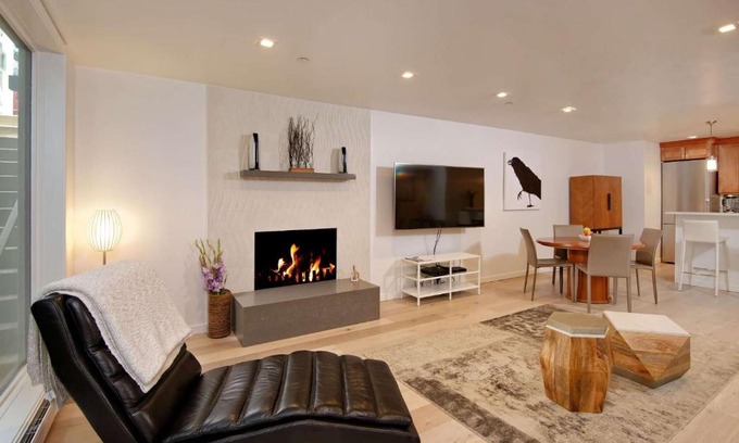 Aspen House | Experience Chateau Roaring Fork #43: Rated 10/10 with Pool