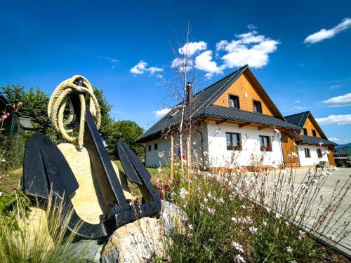 Liptovsky Trnovec House | Pet-Friendly Tatralake Houses - Perfect for Family Getaways