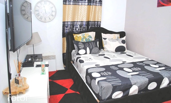 Pierrefitte-sur-Seine Apartment | Budget-Friendly Studio Apartment with Pet and Child Amenities