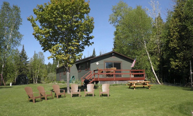Lake Leelanau Cottage | Discover The Hideout: Lake Leelanau's Ultimate Retreat