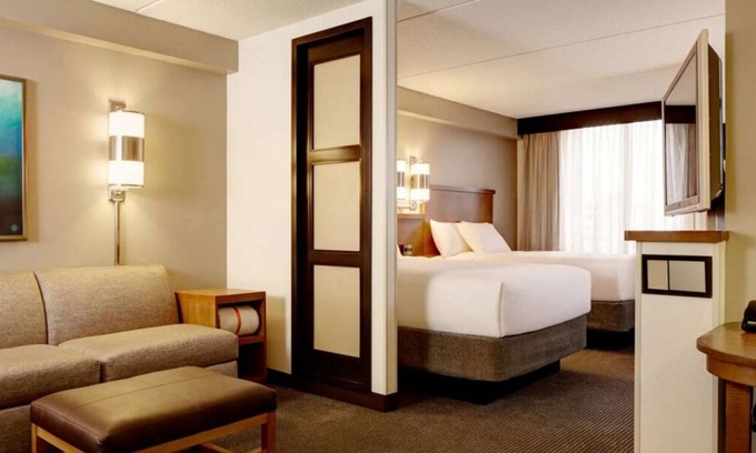 Tucson House | Discover Pet-Friendly Suites Near Mt. Lemmon with Pool