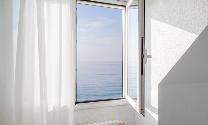 Torredembarra Hotel | Relaxing Ocean View Retreat at Checkin Torredembarra