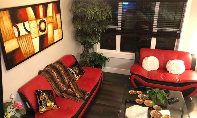 Southwest Edmonton Villa | Inviting 3-Bedroom Retreat Near the Lake, Pet Friendly