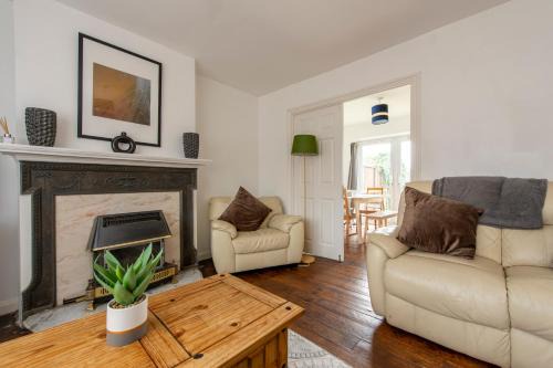 Endlebury Apartment | Ideal Long Stay in Chingford for Contractors