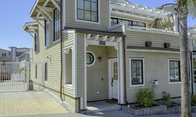 Avila Beach Condo | Pet-Friendly Condo Steps from the Beach with Ocean Views