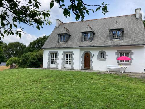 Plonevez-du-Faou House | Delightful Two Bedroom House in Plonevez du Faou