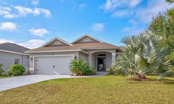 Rotonda Lakes House | Bright 3-Bedroom Retreat with Heated Pool & Family Amenities