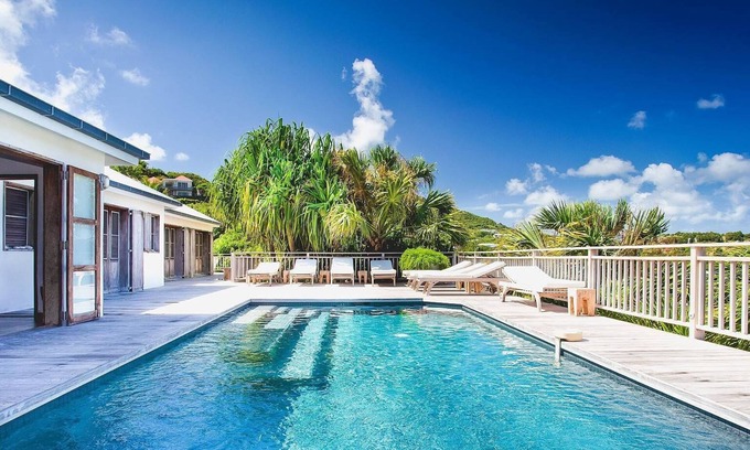 Vitet Villa | Indulge in Villa Bibi at Fantasia Villas with Chef Service
