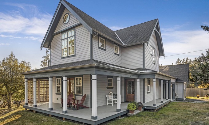 Friday Harbor Cottage | Chef's Kitchen with Salish Sea View & Eco-Friendly Features