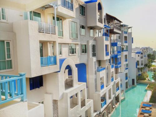 Khao Tao Apartment | Beachfront Bliss at Chelona Huahin: Family-Friendly Retreat