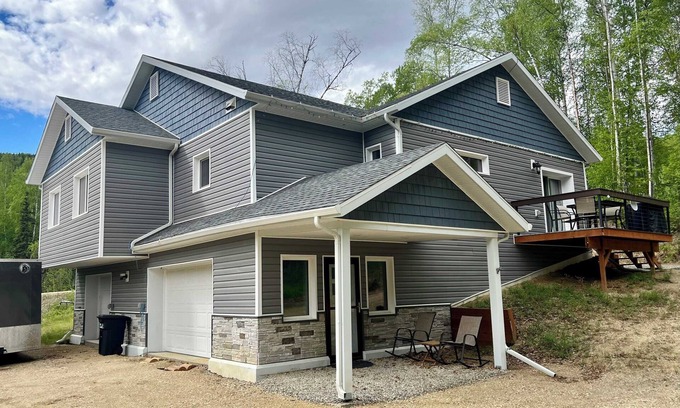 Fairbanks House | Chena Pointe Retreat