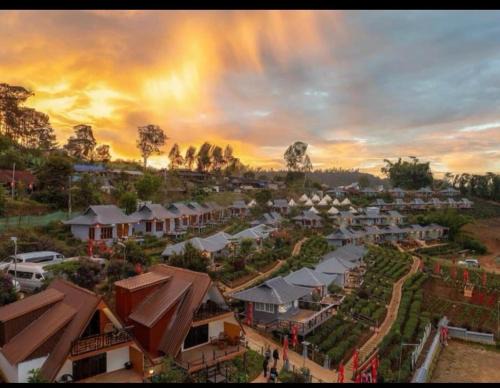 Mok Cham Pae Hotel | Experience Tranquility at Chenfong Rakthai Resort