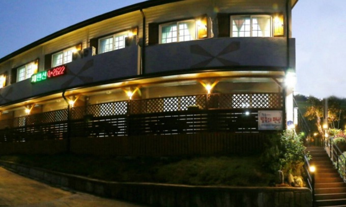 Cheongdo House | Eco-Friendly Retreat at Cheongdo Bitchukje Pension