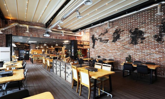 Cheongju Hotel | Discover Comfort at Cheongju The Mark Hotel - Family Friendly!