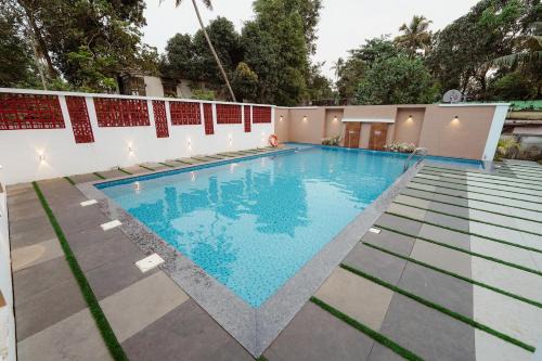 Kuzhuppilly Hotel | Relax at Cherai Beach View Heritage with Family-Friendly Amenities