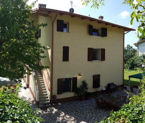 Polinago Bed & Breakfast | Discover Cherry House B&B: Eco-Friendly Retreat with Spa