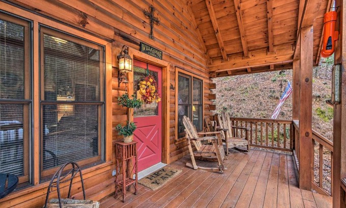Cherry Log House | Cozy Cherry Log Cabin Near Ellijay & Blue Ridge