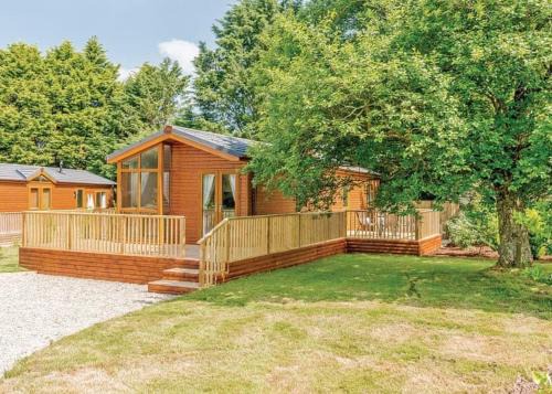 Narberth House | Family-Friendly Cherry Tree Lodge with Perfect 10 Rating