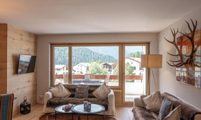 Champfer Apartment | Premier Chesa Holiday Park - 10/10 Rated Lake View Retreat