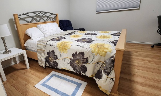 Winnipeg Apartment | Chesskings Car Rental Guest House