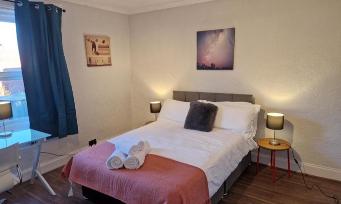 Chester-le-Street House | Family-Friendly Stay at Chester le Street's Diamond House