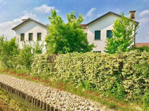 Mirano House | Charming Child-Friendly Stay at Chez Alberto - Rated 9.2/10
