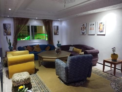 Kenitra Apartment | Discover Ali's App Arts: Pet-Friendly Comfort Awaits